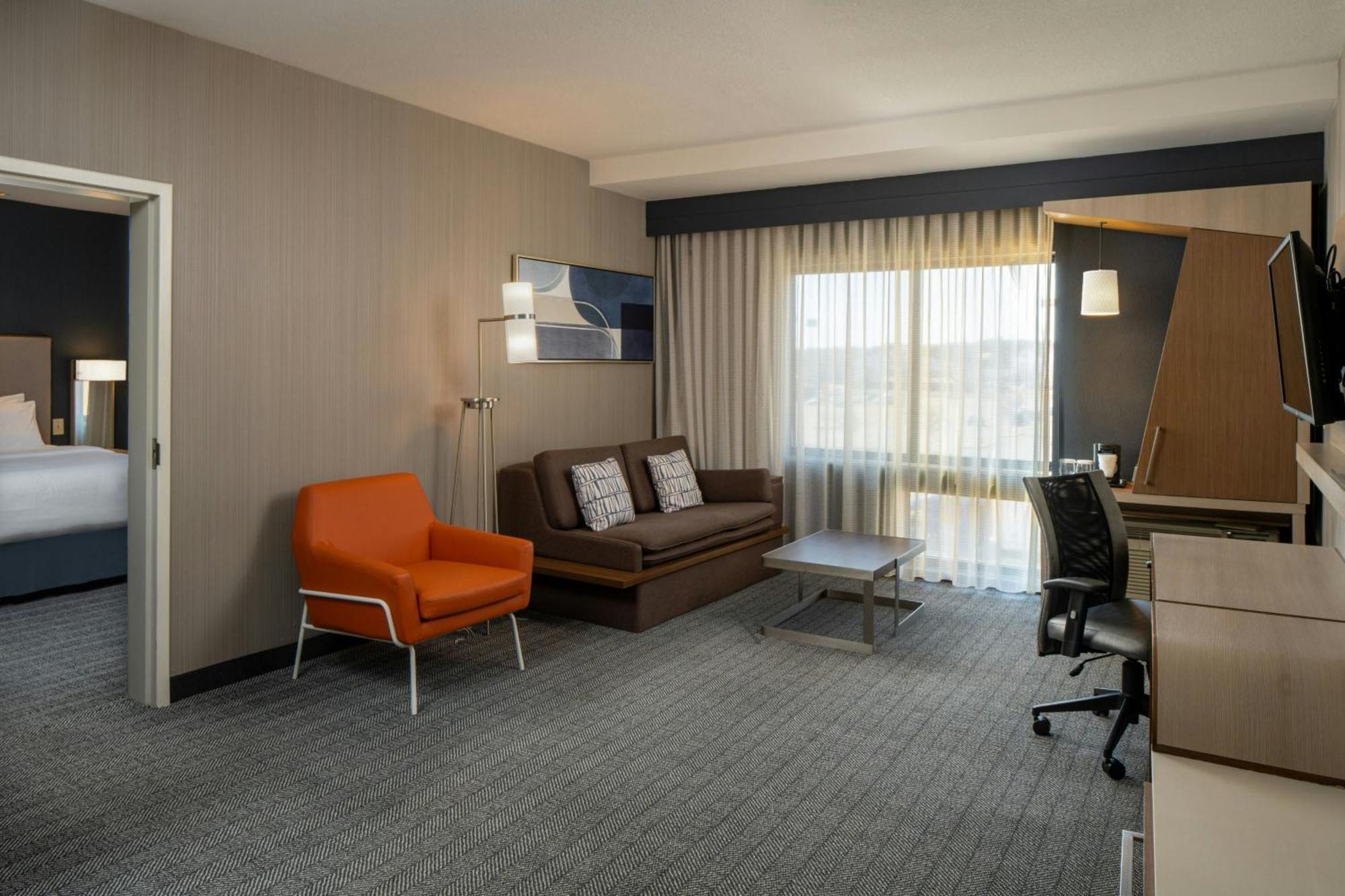 מלון Courtyard By Marriott Jackson Airport/פרל מראה חיצוני תמונה